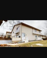 Building Photo - 316 Indiana Ct