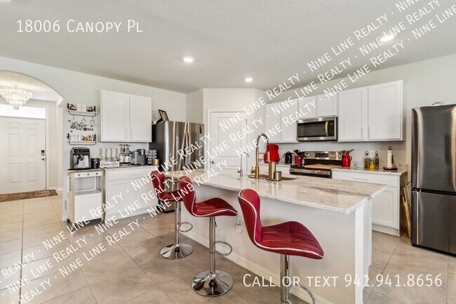Foto del edificio - 18006 Canopy Pl