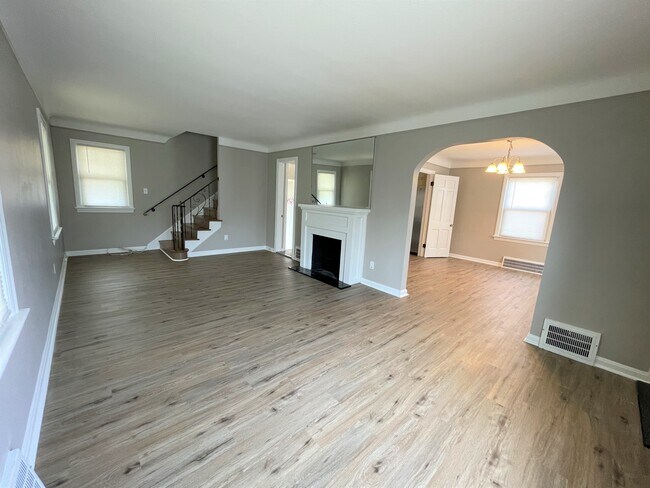 Living room - 1204 Irene Rd