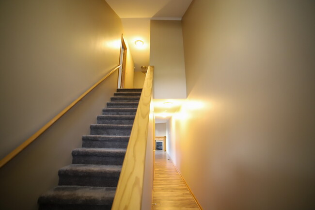 Foto del edificio - Eagle Pointe Condos