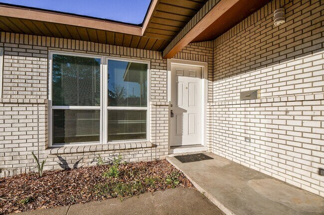 Foto del edificio - 9534 Kerrwood Ln