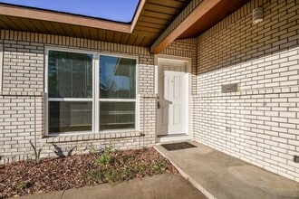 Building Photo - 9534 Kerrwood Ln