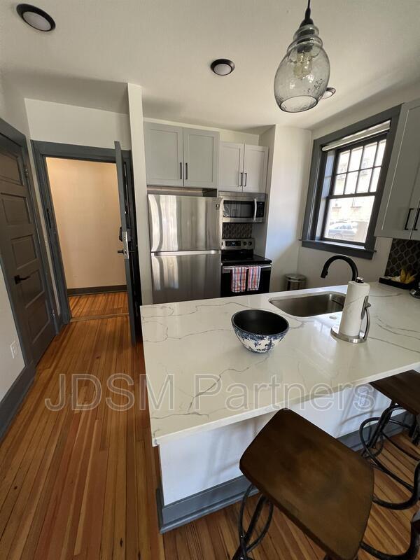 Foto del edificio - 630 E 16th Ave