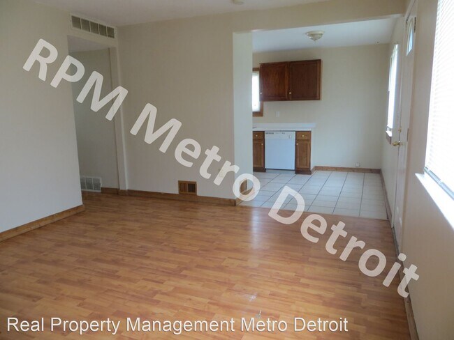 Foto del edificio - 3 br, 1 bath House - 14332 Burr St
