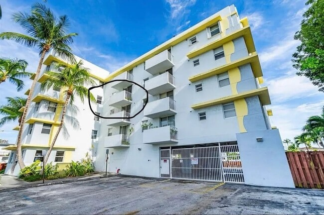 Photo - 80 S Shore Dr Apartment