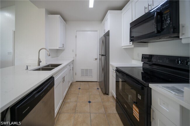 Building Photo - 14895 Pleasant Bay Ln