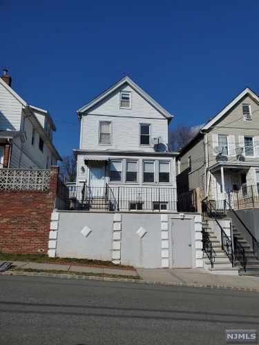 Primary Photo - 45 Cherry St