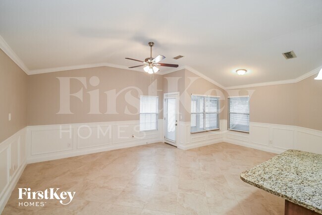 Foto del edificio - 12342 Carriann Cove Trail W