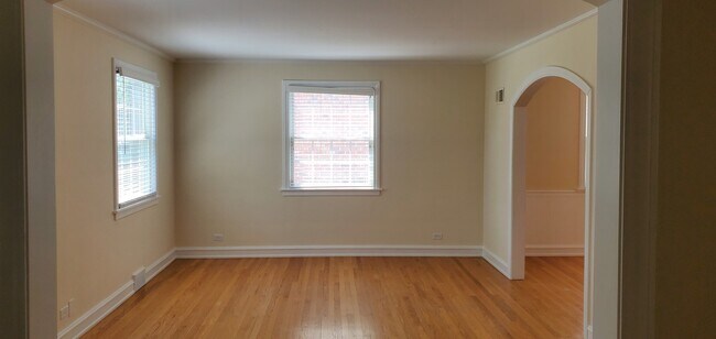 Foto del edificio - 2315 Hutchison Rd