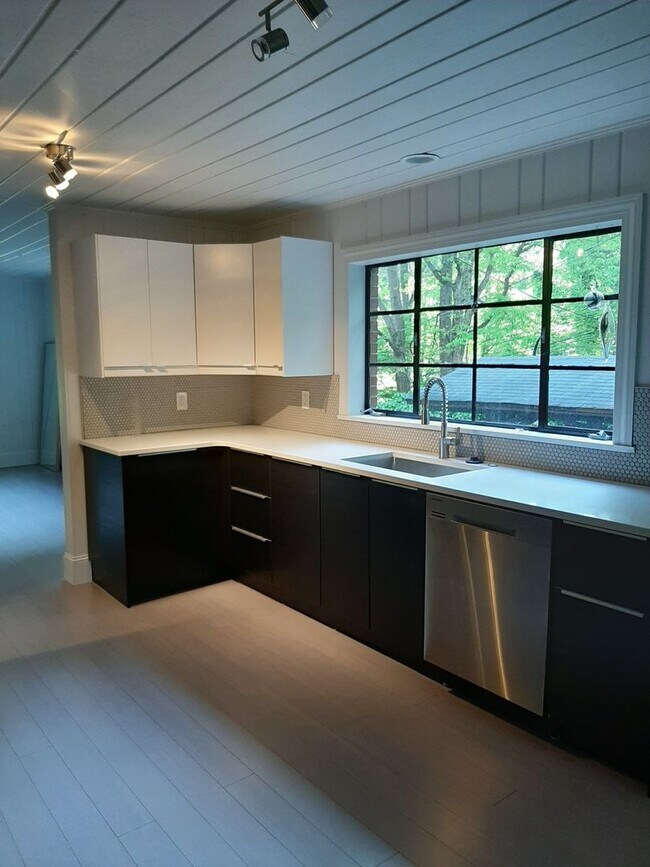 Foto del edificio - Ranch Home in Newton