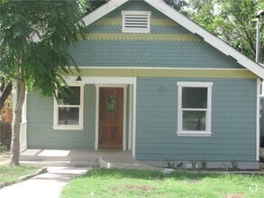 Building Photo - 2209 E 18th St