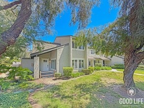 Building Photo - 5071 La Cuenta Dr