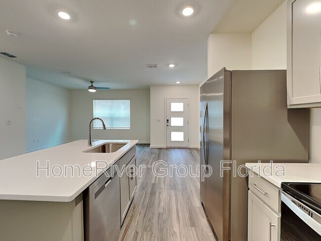 Building Photo - 258 Capulet Cv