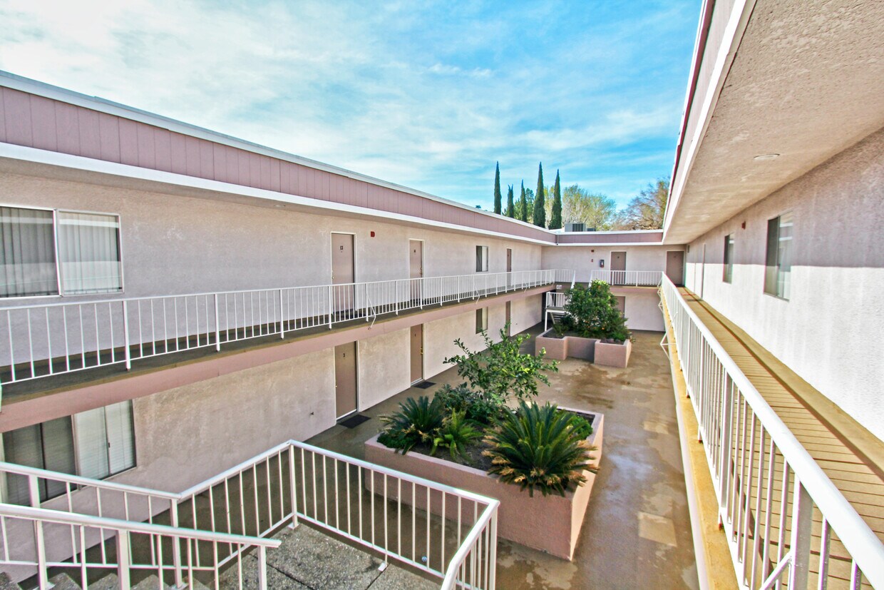 Haskell Park Apartments in Van Nuys, CA Westside Rentals