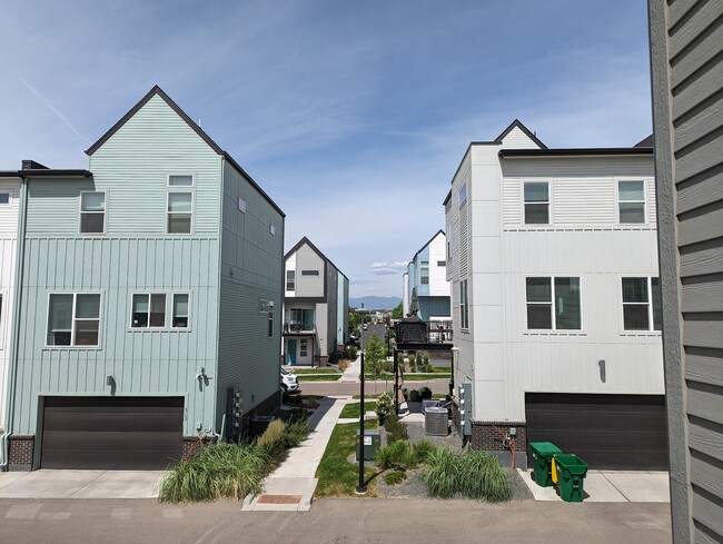 Photo - 1621 West 67th Cir Townhome