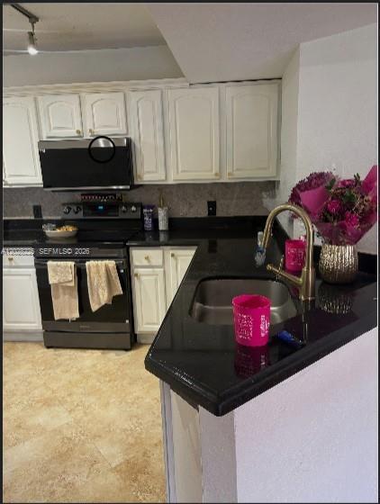 Foto del edificio - 8761 Wiles Rd