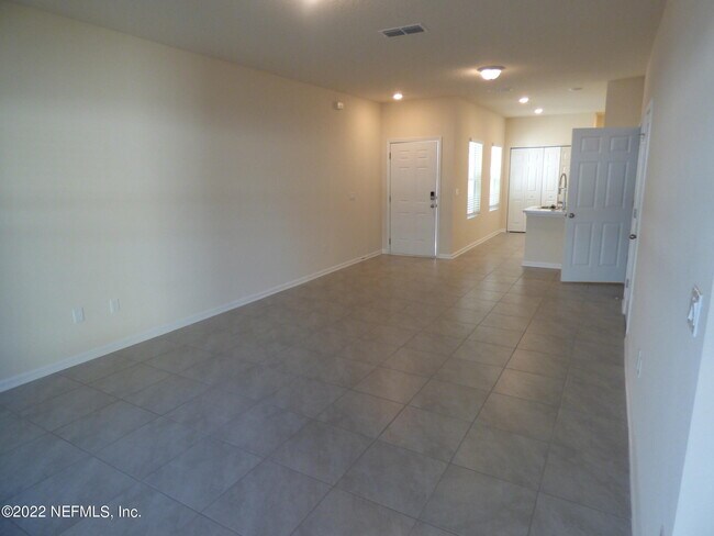 Building Photo - 853 Observatory Pkwy