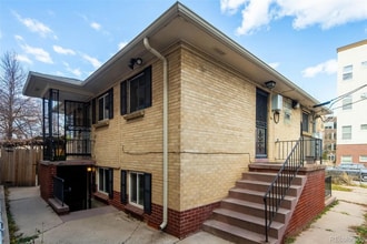 Building Photo - 2042 S Josephine St