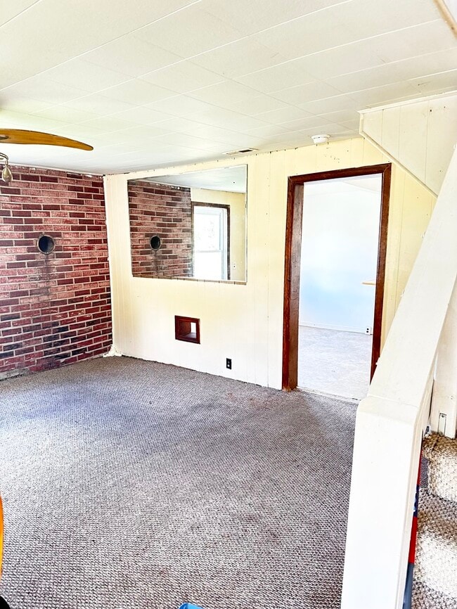 118 Ripshin Rd, Troutdale, VA 24378 House Rental in Troutdale, VA