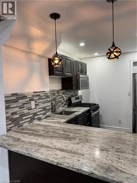 Photo du bâtiment - 1152 King St E