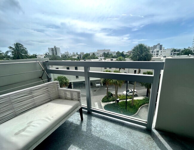 Foto del edificio - 1500 Bay Rd