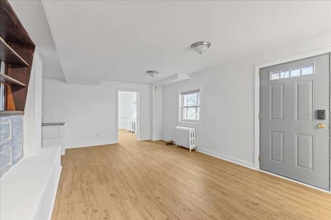 Building Photo - 5013 Stanton Ave