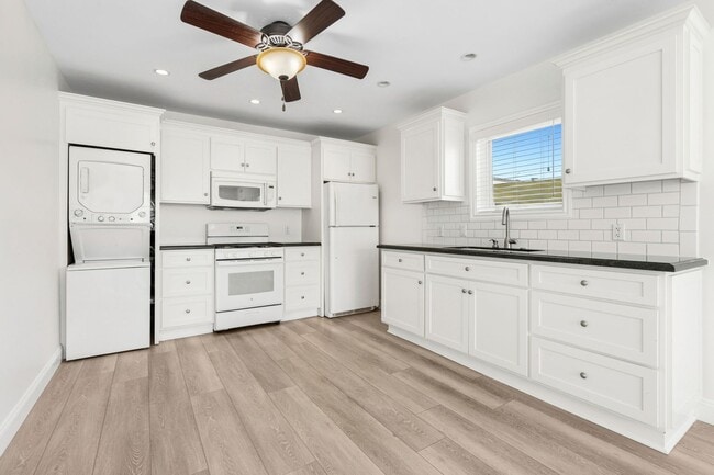 Foto del edificio - Private Guest House in Eastside Costa Mesa