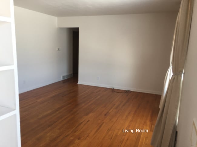 Building Photo - 6891 Larsh Dr