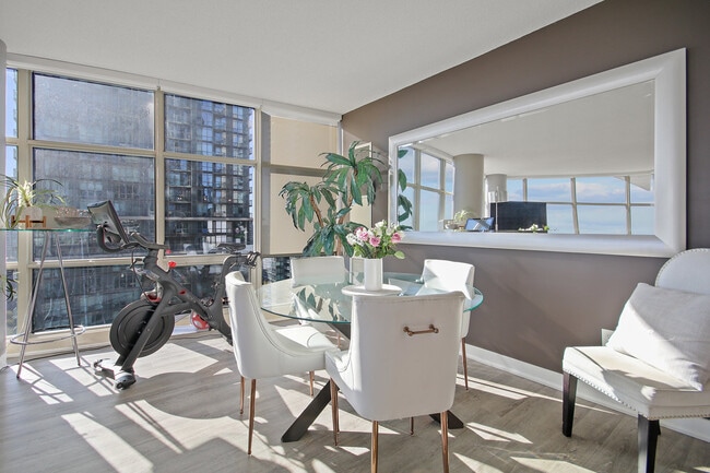 Photo du bâtiment - 35 Mariner Terrace