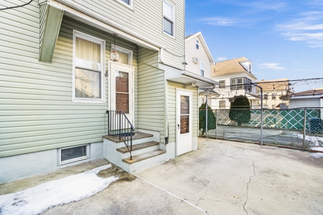 Building Photo - 231 Ripley Pl