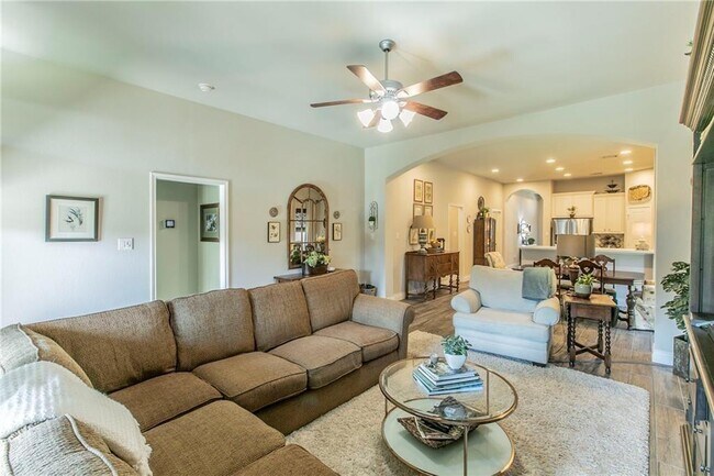 Building Photo - 6209 Llano Stage Trl