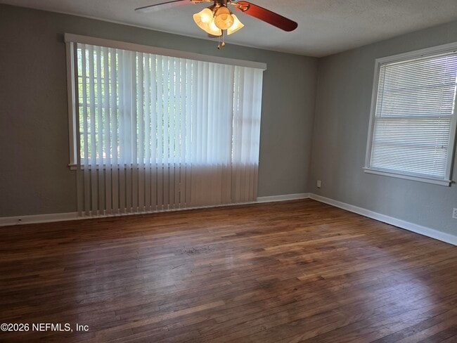 Foto del edificio - 1265 Donald St