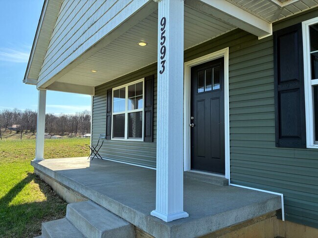 Building Photo - 9593 St John Rd
