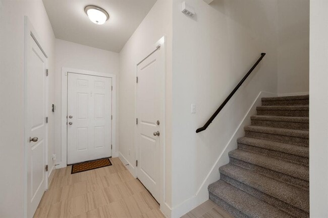 Building Photo - 603 White Steppe Way