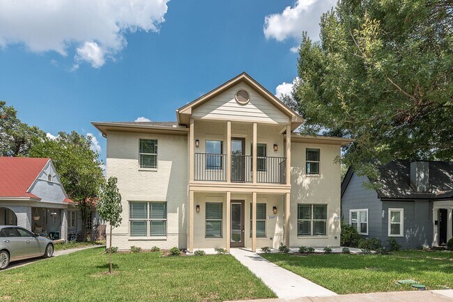 * MOVE IN SUMMER 7/29/2026 * 5 Bed 3.5 Bat... - * MOVE IN SUMMER 7/29/2026 * 5 Bed 3.5 Bat... House
