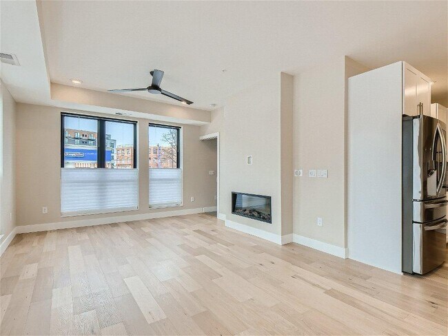 Foto del edificio - 4745 Minnehaha Ave