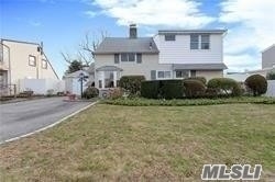 Primary Photo - 30 Amber Ln