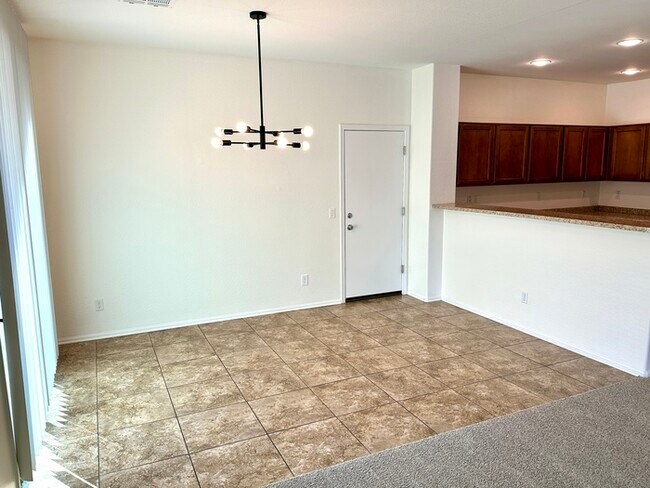 Foto del edificio - 971 S Deerfield Ln