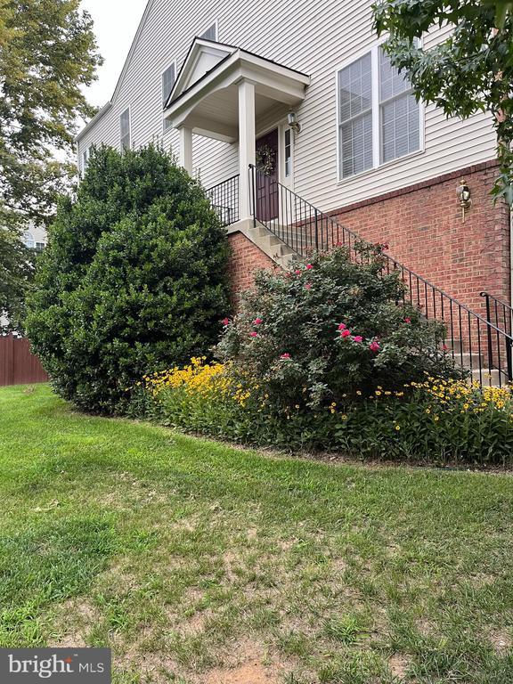 Building Photo - 209 Misty Pond Terrace