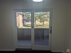 Building Photo - 308 Watertree Dr