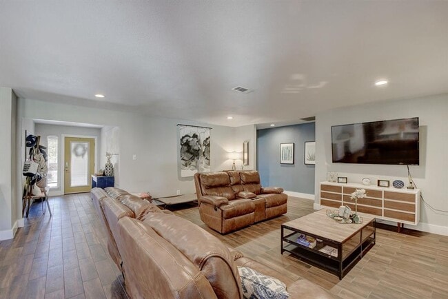 Building Photo - 12105 Sage Hen Ct