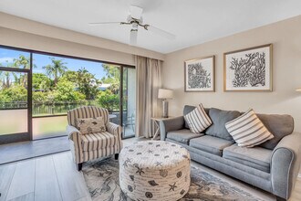 Building Photo - 600 Neapolitan Way