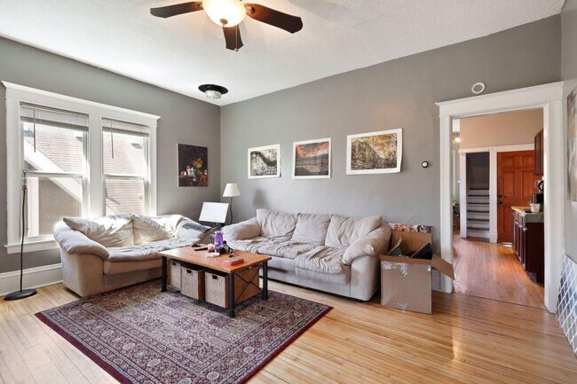 Foto del edificio - 3506 Pleasant Ave