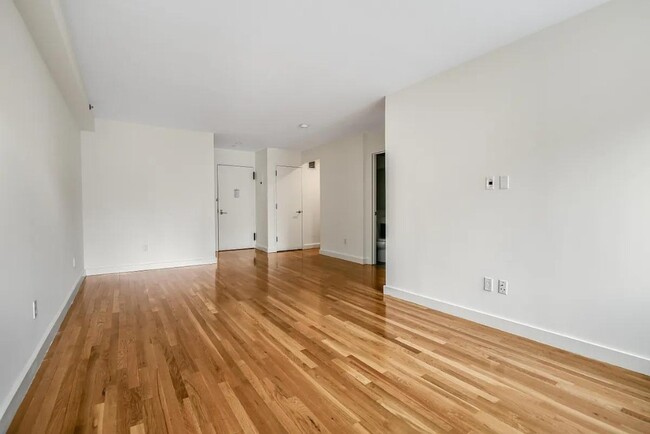 Foto del edificio - 101 W 15th St