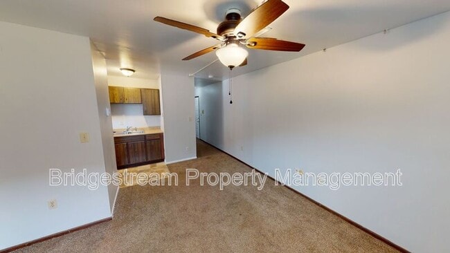Building Photo - 7127 N Springboro Pike