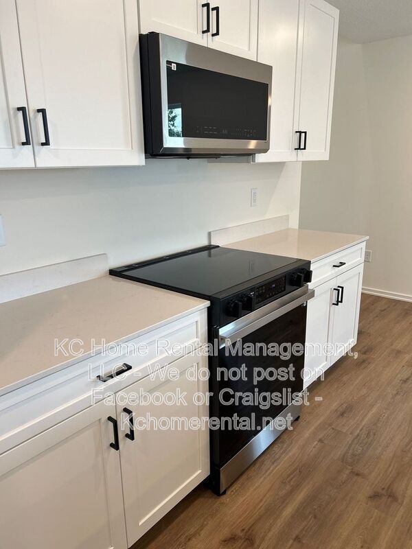 Foto del edificio - 8716 SW Edgewater Dr