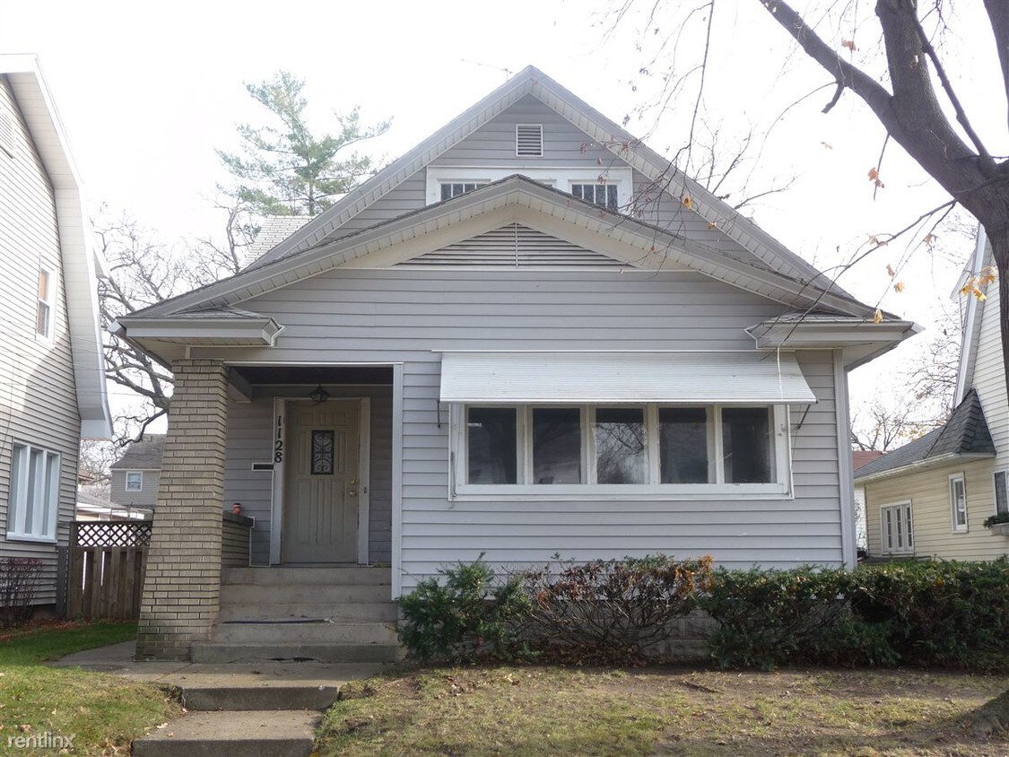 Primary Photo - 1128 Underwood Ave SE