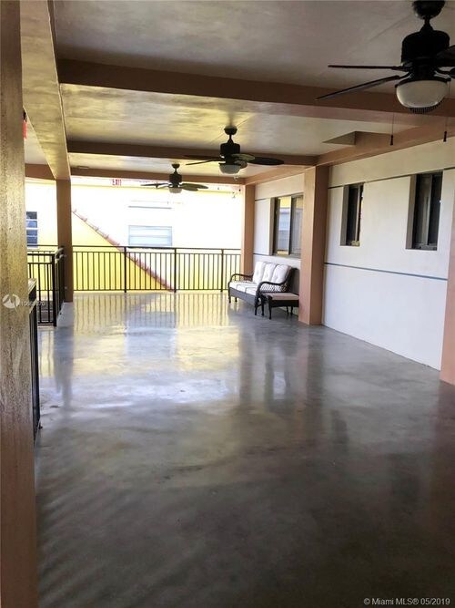 Foto del edificio - 2268 SW 8th St