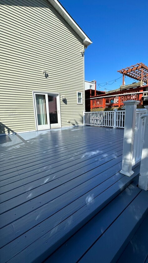 Building Photo - 121 N Montpelier Ave