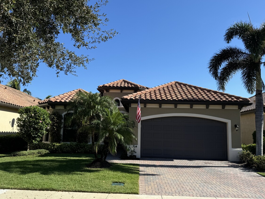 Primary Photo - 9080 Isla Bella Cir
